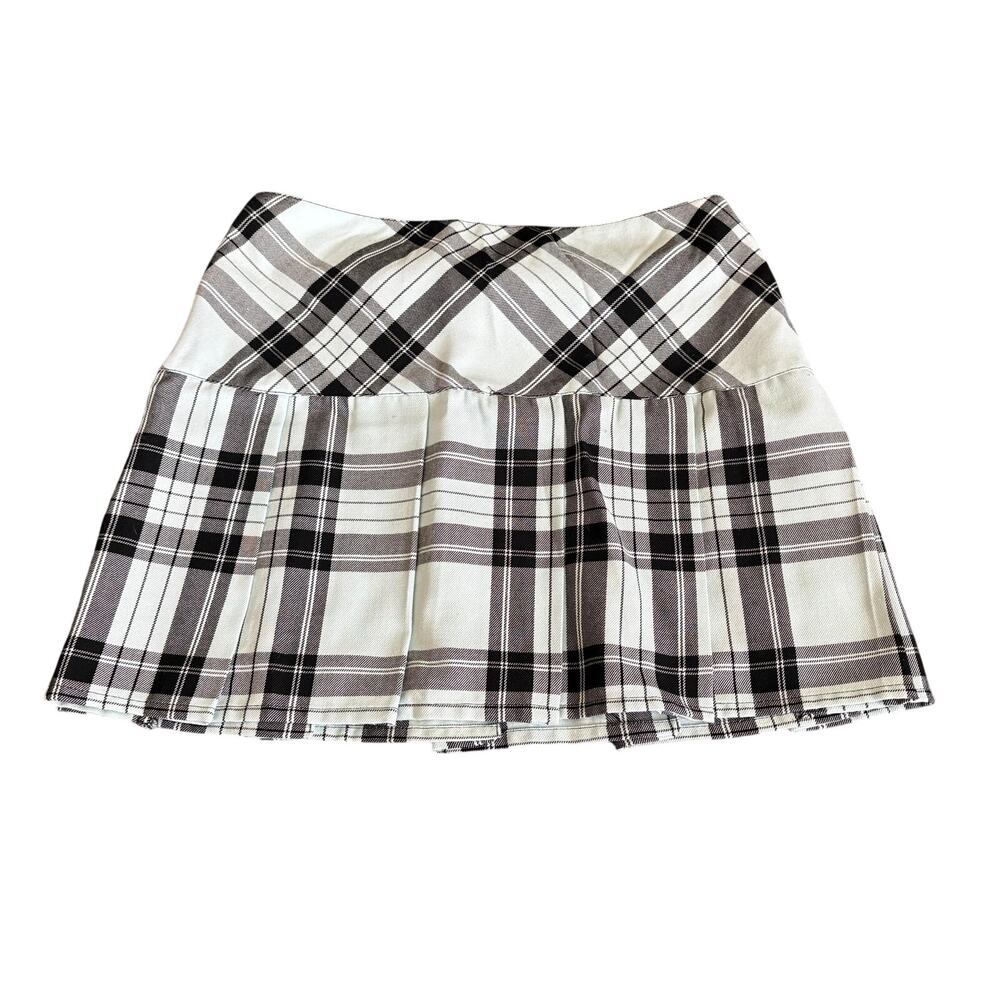 H&M Plaid Pleated Mini Skirt Black White Gray Size 6 Preppy Y2K